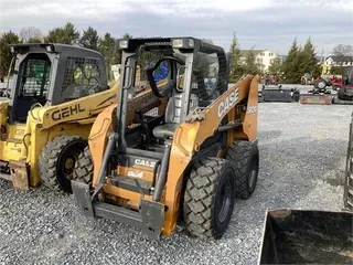 2018 CASE SR210