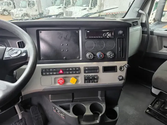 2021 FREIGHTLINER/MERCEDES NEW CASCADIA PX126642eefb811a02f255a3188710863899cc2