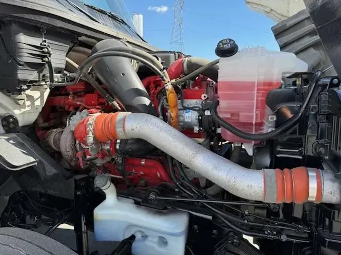 2018 International LT625