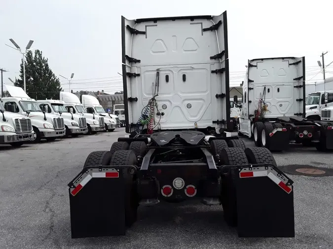 2018 FREIGHTLINER CASCADIA 125