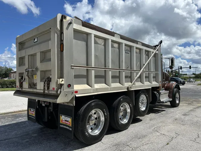 2019 Peterbilt 365