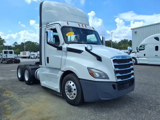 2023 FREIGHTLINER/MERCEDES NEW CASCADIA PX126642efbc90a30dbb76aa15af9b961562c29