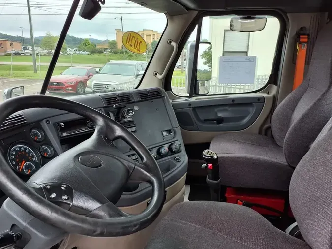2020 FREIGHTLINER/MERCEDES CASCADIA 125