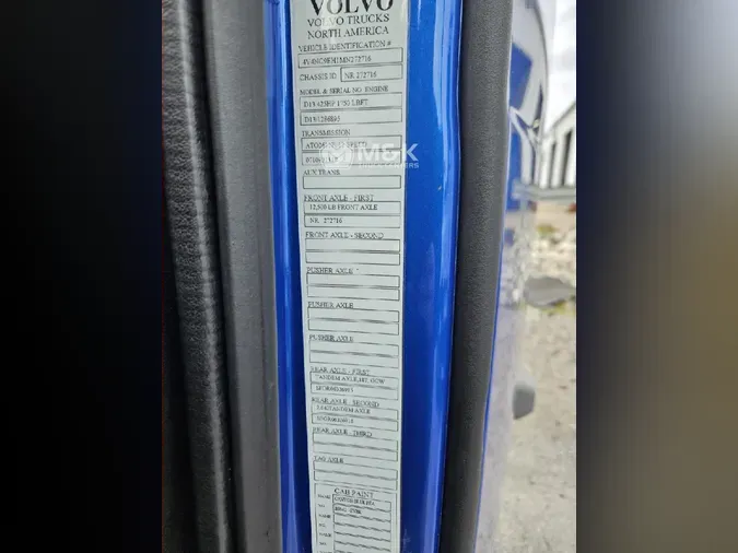 2021 VOLVO VNL64T760
