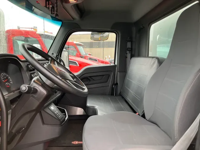2024 Kenworth T280