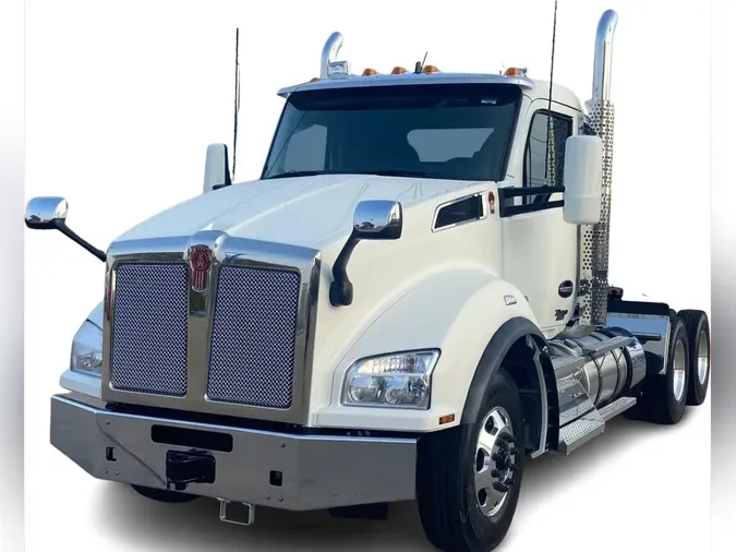 2026 Kenworth T8802f0a09f964d9ae3fbe8ef056a41179c9