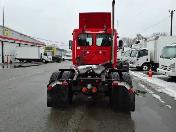 2019 FREIGHTLINER/MERCEDES CASCADIA 113