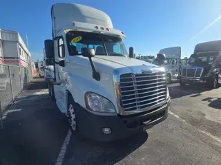 2019 FREIGHTLINER CASCADIA 125