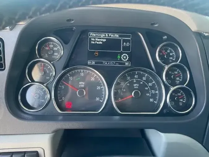 2020 Peterbilt 579