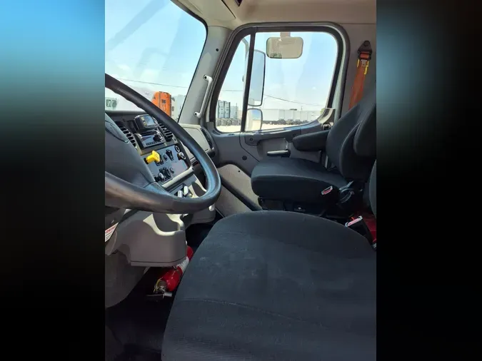 2020 FREIGHTLINER/MERCEDES M2 1062f14413b2e3a7309598317274f831c87