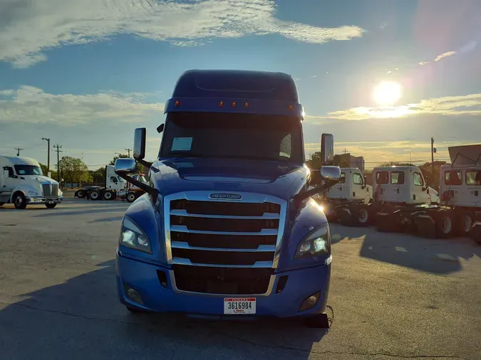 2020 FREIGHTLINER/MERCEDES NEW CASCADIA PX12664