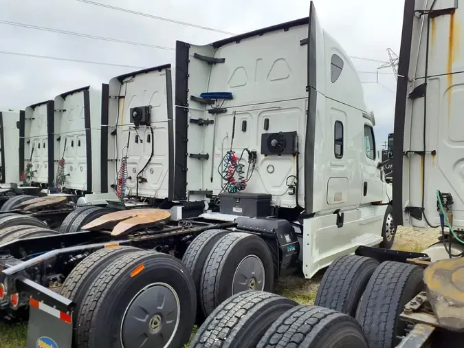 2019 FREIGHTLINER NEW CASCADIA PX12664