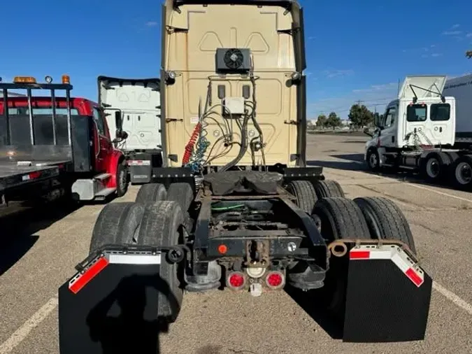 2017 FREIGHTLINER/MERCEDES CASCADIA 125