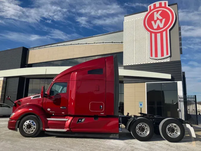 2020 Kenworth T680