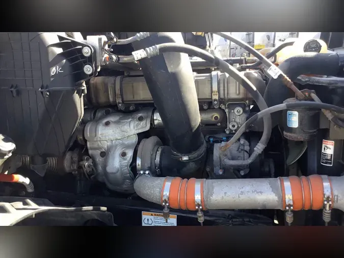 2021 Freightliner Cascadia 126