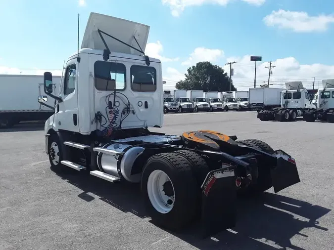 2020 FREIGHTLINER/MERCEDES NEW CASCADIA 1162f22b1b3316cba5c116718a0d4755172