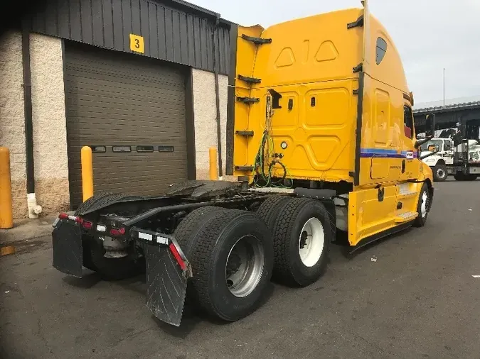 2020 Freightliner T12664ST