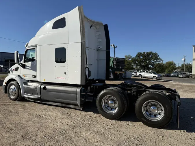 2021 Peterbilt 579