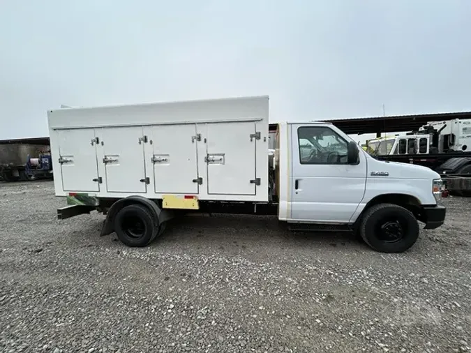 2018 FORD E450 SD