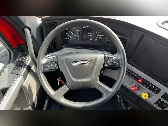 2022 FREIGHTLINER CA126