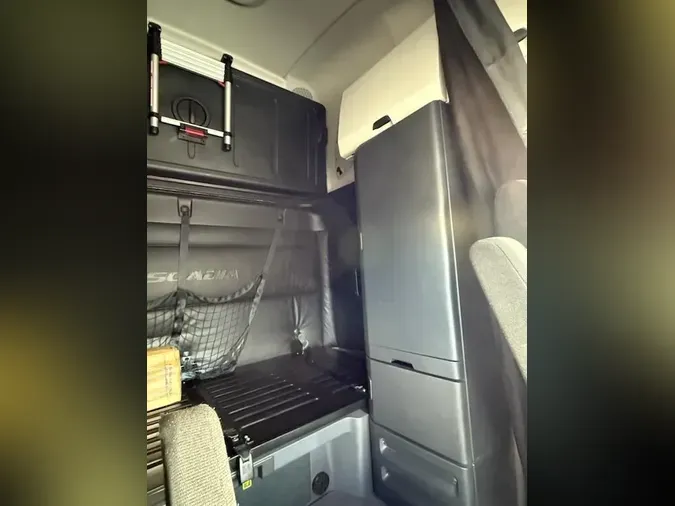 2023 Freightliner Cascadia2f26a0dfae66f25529220d74ffa779fd