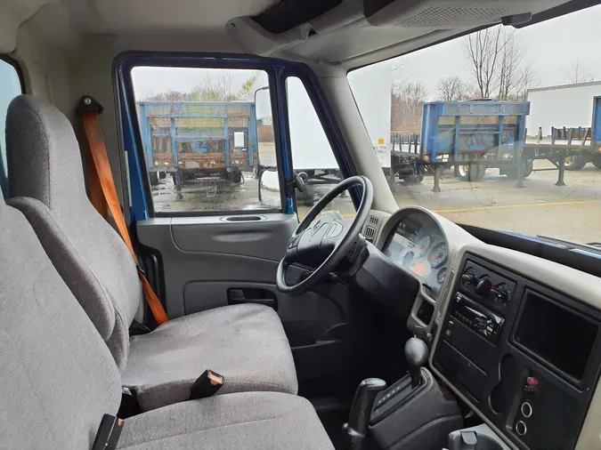 2019 NAVISTAR INTERNATIONAL 4300 LP