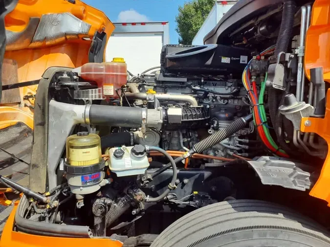 2019 FREIGHTLINER NEW CASCADIA PX12664