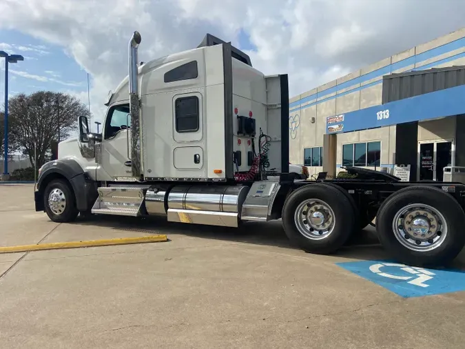 2023 Kenworth W9902f300064d3e2339bd64238ec1c62c0f7