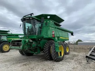 2005 John Deere 9760 STS
