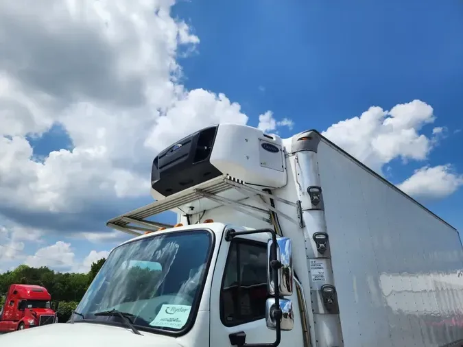 2019 FREIGHTLINER/MERCEDES M2 106