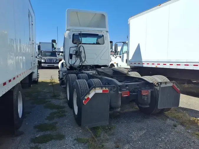 2019 NAVISTAR INTERNATIONAL LT625 DAYCAB T/A