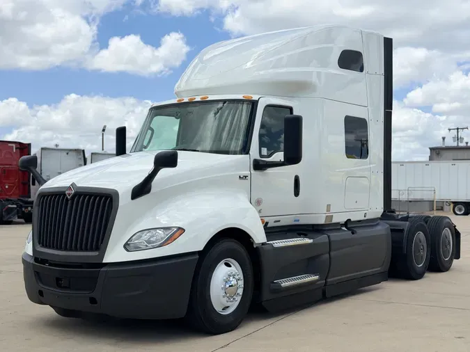 2023 International LT6252f38164d76cbf5aef69c7fd577c6b40e
