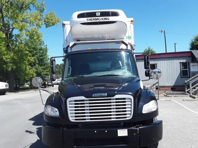 2018 FREIGHTLINER M2 106