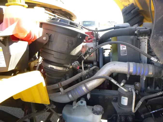2020 Freightliner Business Class M2 106