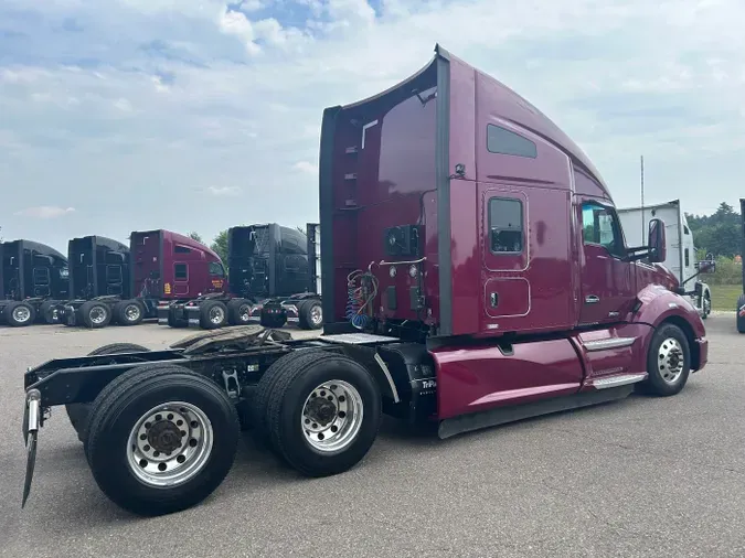 2022 Kenworth T680
