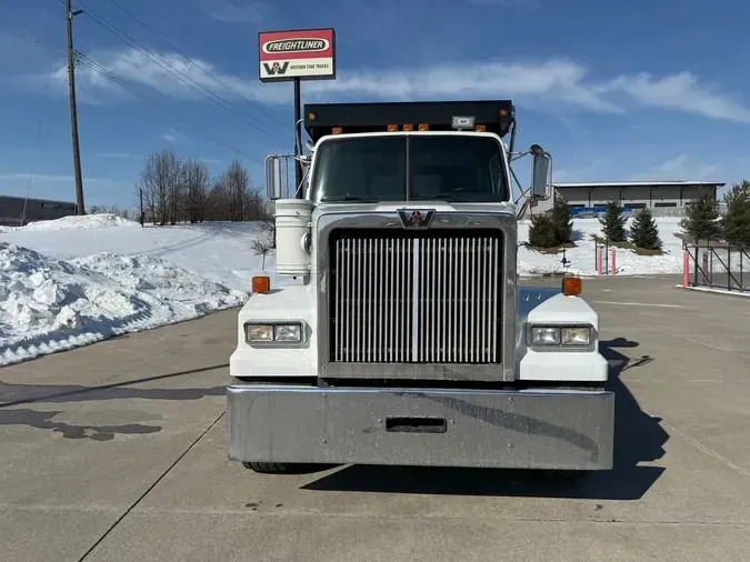 2014 Western Star Construction 4900 SF2f400b99c99740df2dbb88ceb2ccad76