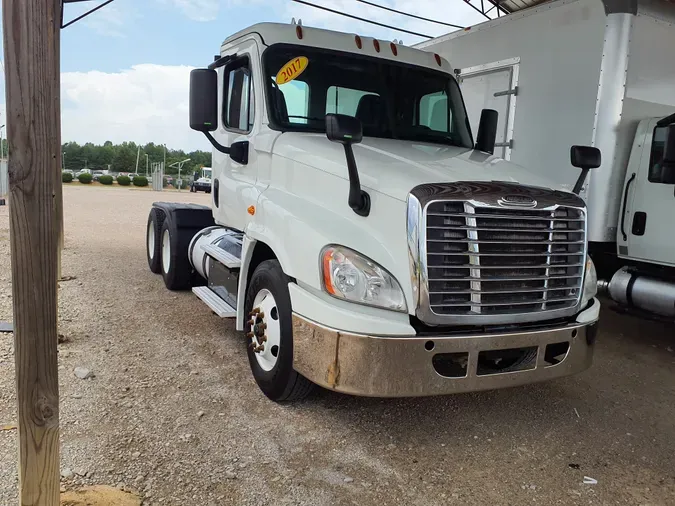 2017 FREIGHTLINER/MERCEDES CASCADIA 125