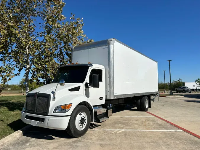 2025 Kenworth T280