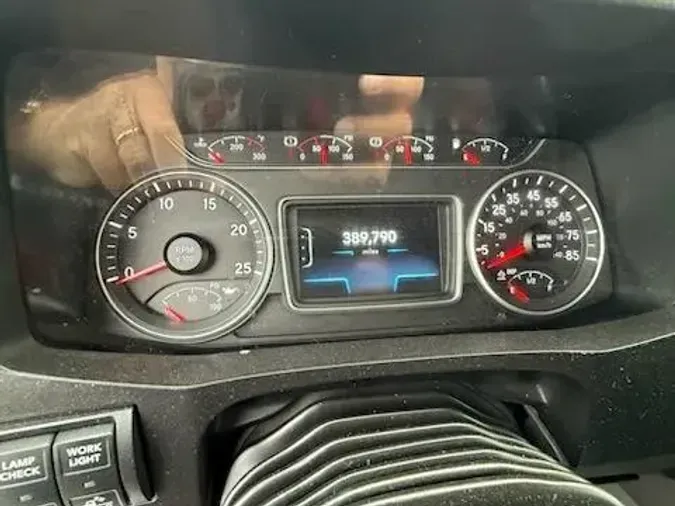 2021 International LT625