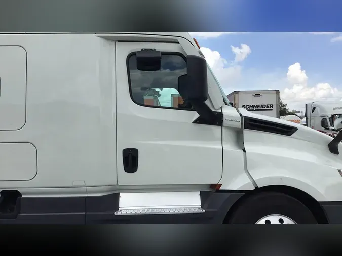 2022 Freightliner Cascadia 1262f47cfb86faf933af85da1201afe1c5e