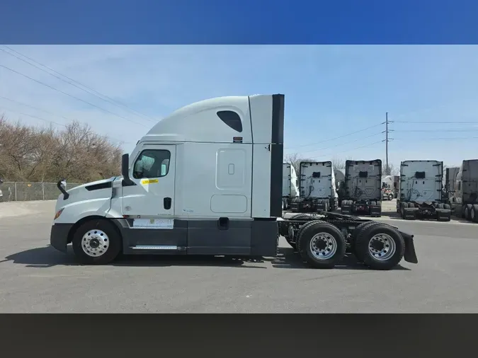 2022 Freightliner Cascadia 1262f485df4d961cf5c99889342fcc0c185
