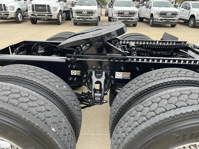 2023 Peterbilt 579
