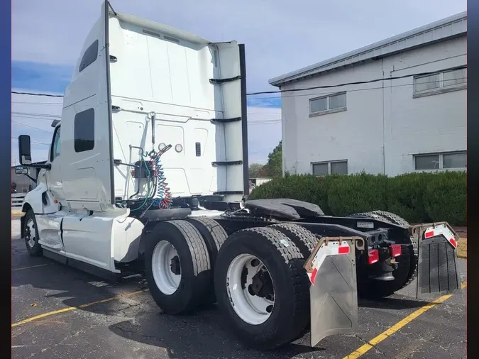 2019 NAVISTAR INTERNATIONAL LT625 SLPR CAB