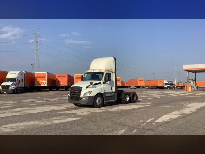 2019 Freightliner Cascadia 1262f4d98756c9da9cd9570c3ceb62804a8