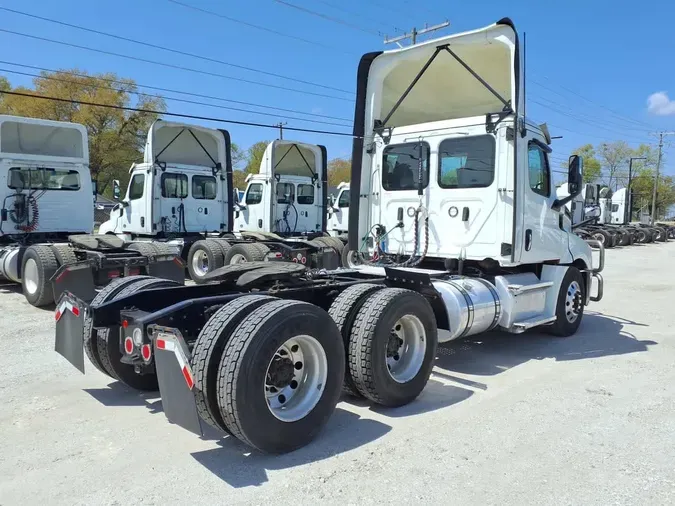2020 FREIGHTLINER/MERCEDES NEW CASCADIA PX12664