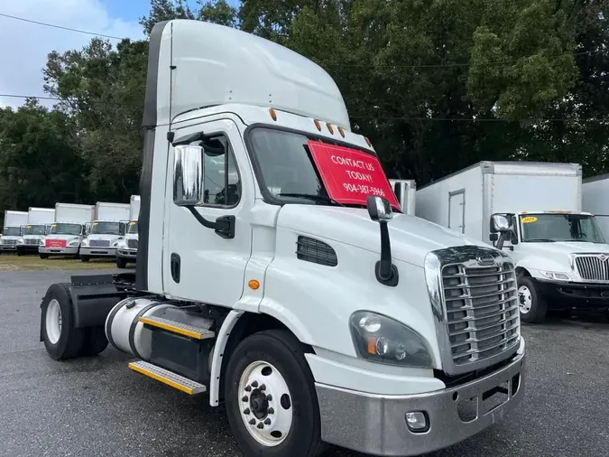 2017 FREIGHTLINER CASCADIA 1132f51174a69695e01fe2bcdc9e647a90a