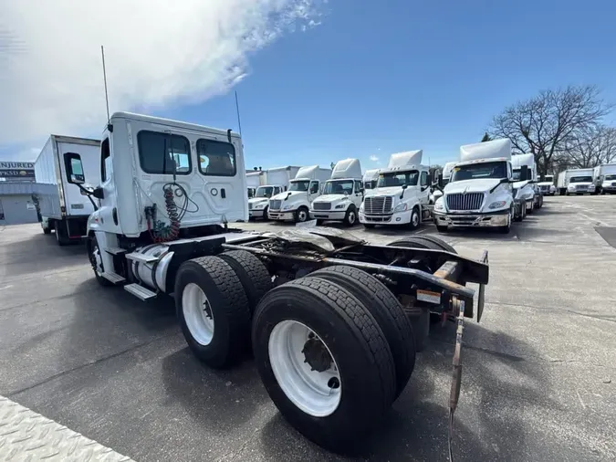 2020 FREIGHTLINER/MERCEDES CASCADIA 1252f540e528370e47028e5958a30d7e746