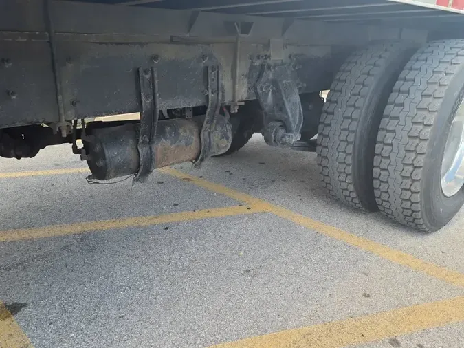 2018 FREIGHTLINER M2 106
