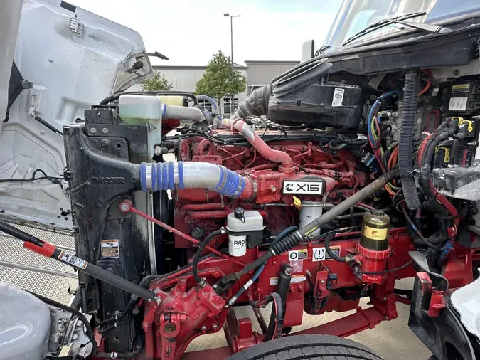 2022 Peterbilt 567
