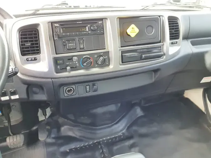 2018 HINO 338